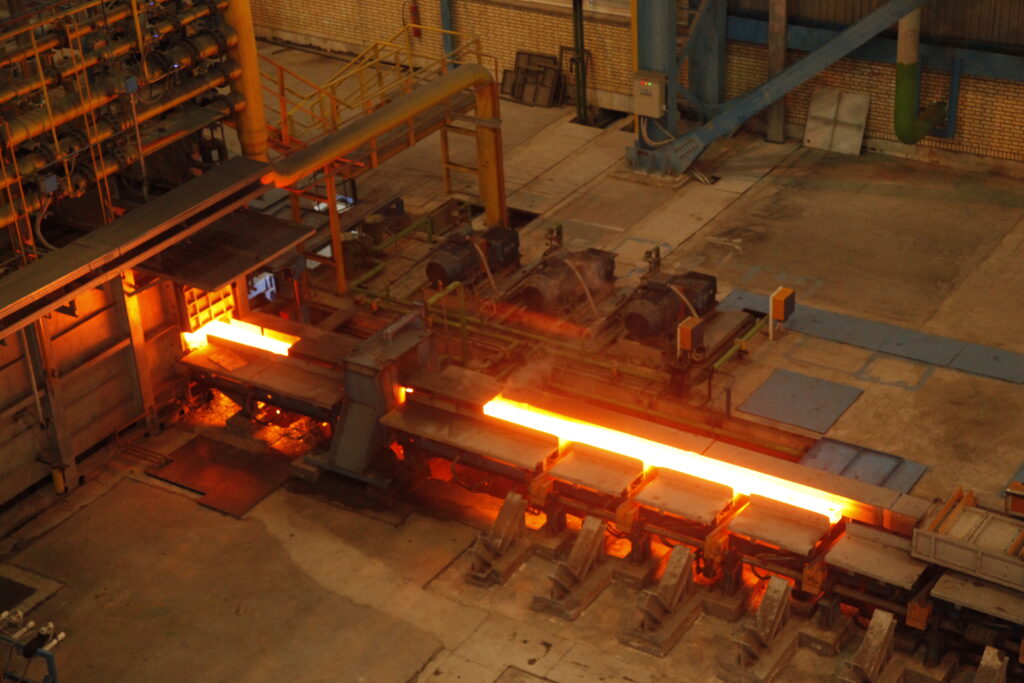 بررسی تغییرات بازار صادرات فولاد در ایران و جهان