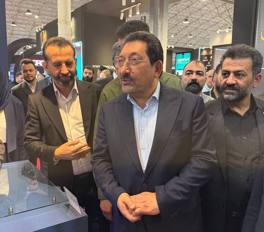 بازدید وزیر صمت از غرفه چادرملو در متافو تبریز
